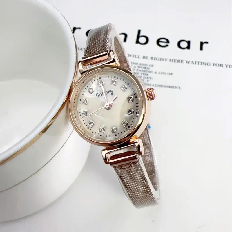 Women's Rose Gold Diamond Scale Watch Light Luxury Artistic Simple Watch - Image 3
