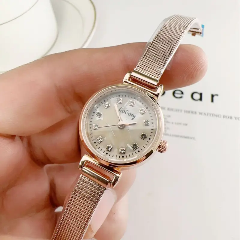 Women's Rose Gold Diamond Scale Watch Light Luxury Artistic Simple Watch - Image 5