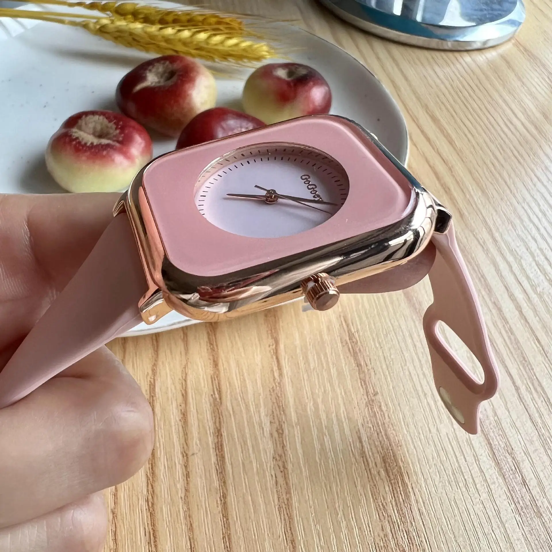 Women's Square Watch Maroon Belt Casual New Style - Image 3