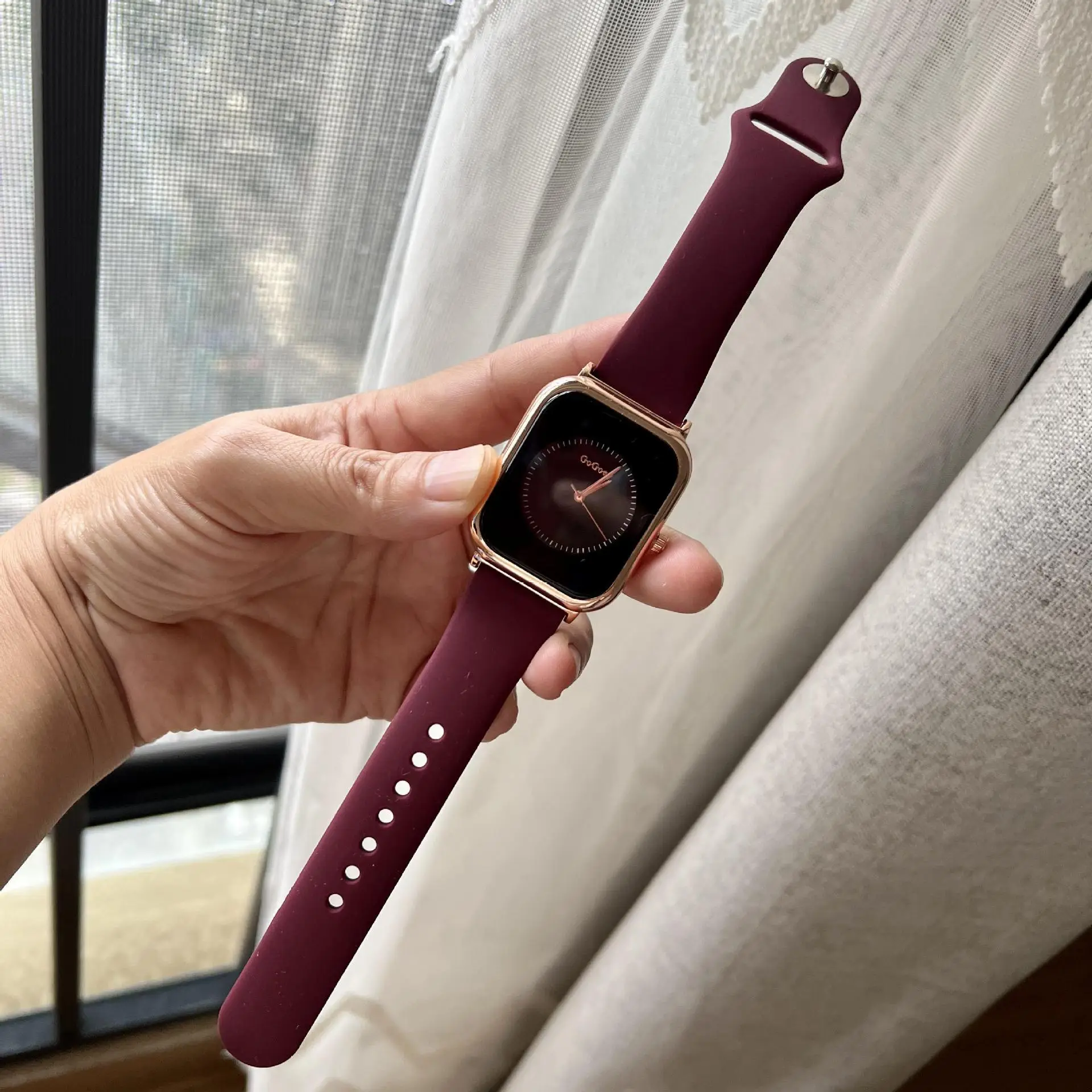 Women's Square Watch Maroon Belt Casual New Style - Image 4