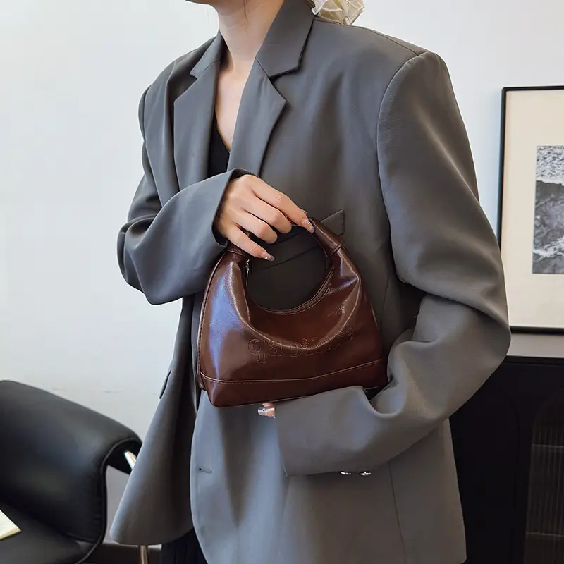 Women's Red Leather Shoulder Bag 2026 Fashion - Image 6