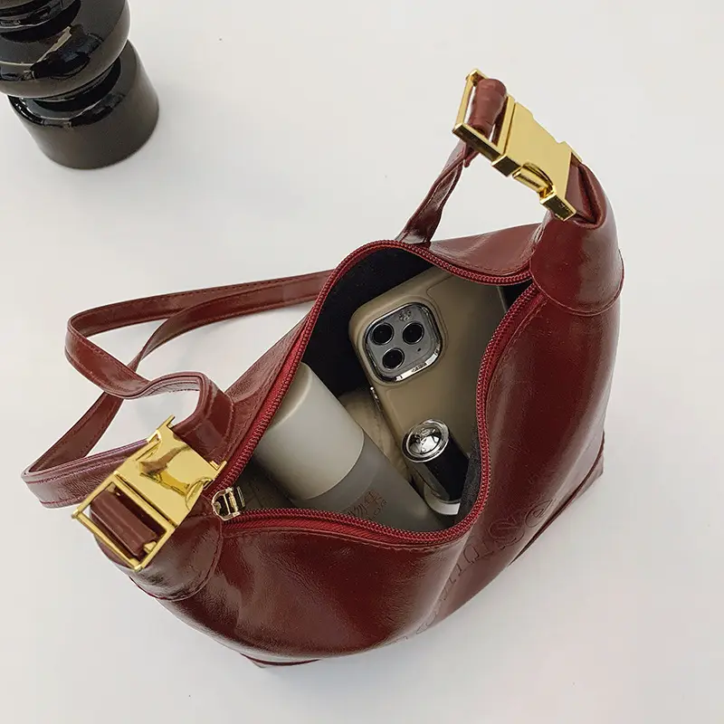 Women's Red Leather Shoulder Bag 2026 Fashion - Image 7