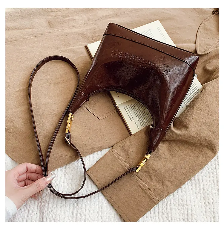 Women's Red Leather Shoulder Bag 2026 Fashion — feature 24
