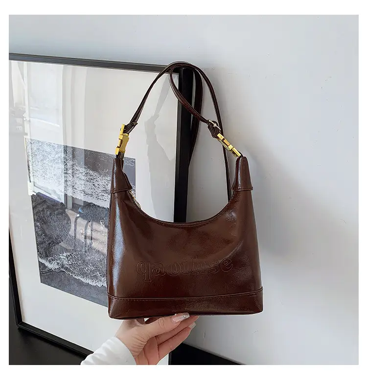 Women's Red Leather Shoulder Bag 2026 Fashion — feature 32
