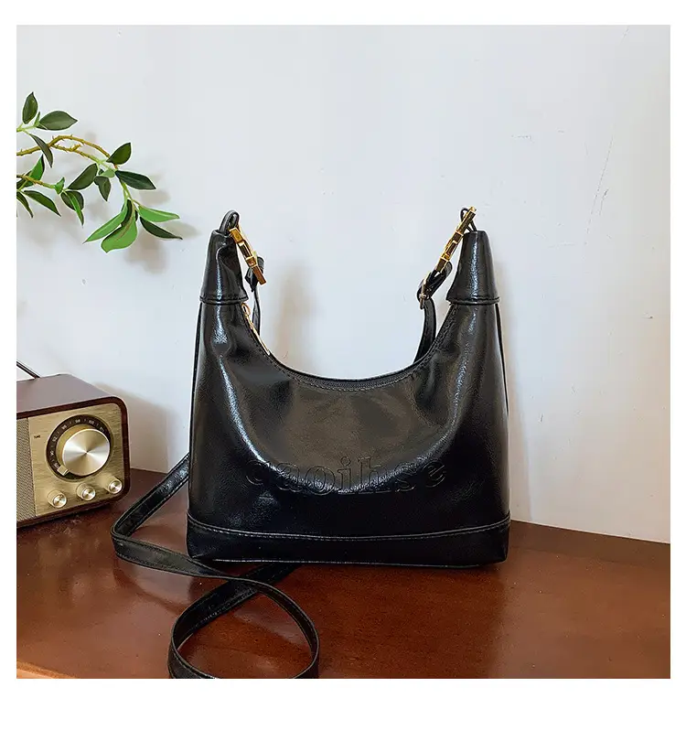 Women's Red Leather Shoulder Bag 2026 Fashion — feature 35