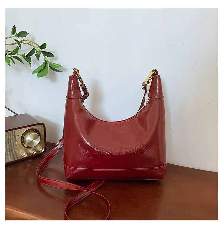 Women's Red Leather Shoulder Bag 2026 Fashion — feature 37