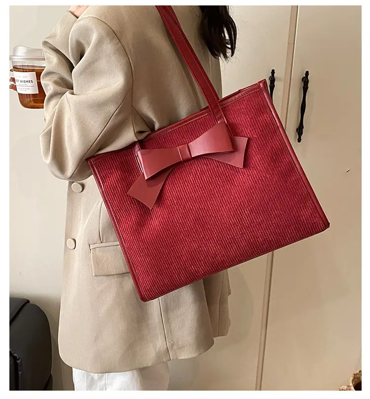 Red Bridal Wedding Bag for Women 2025 — feature 1