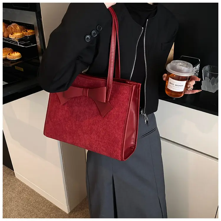 Red Bridal Wedding Bag for Women 2025 — feature 7
