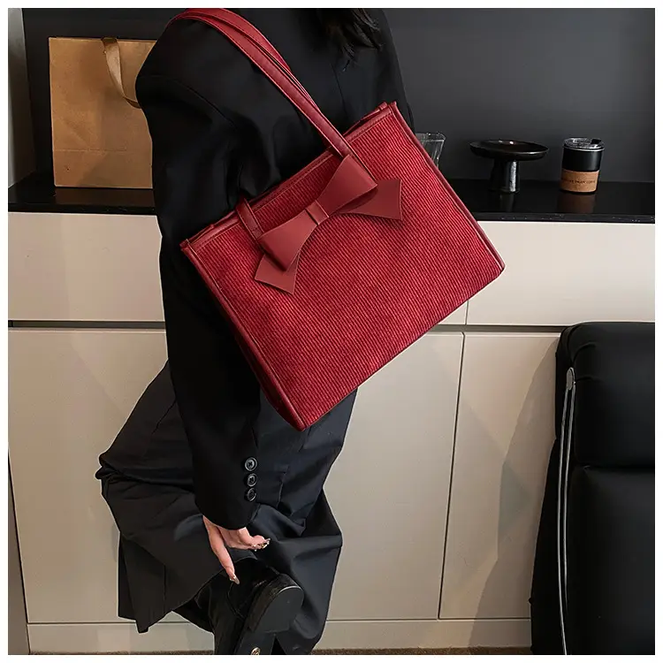 Red Bridal Wedding Bag for Women 2025 — feature 9