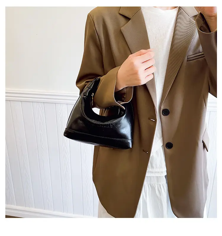 2025 Winter Black French Style Shoulder Bag — feature 18