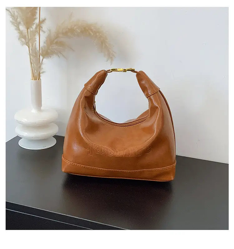 2025 Winter Black French Style Shoulder Bag — feature 20