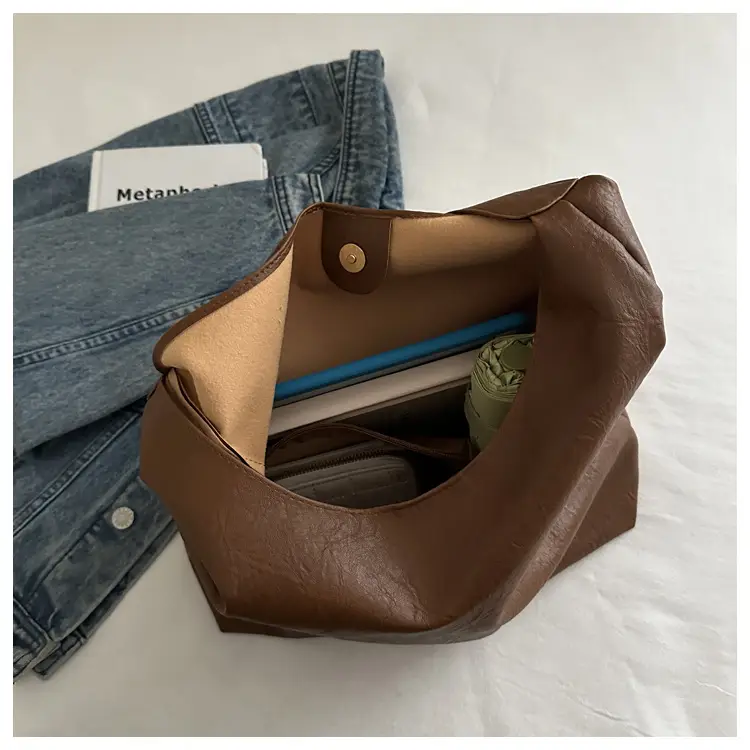 Brown Oil Leather Large Tote Bag for Women — feature 11