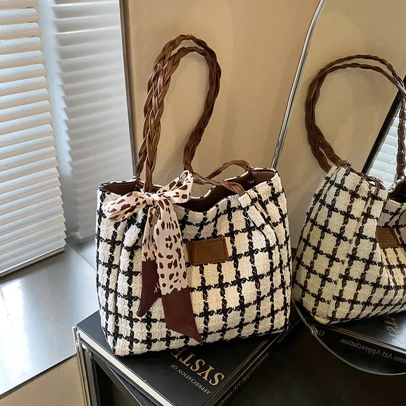 2025 Woolen Plaid Shoulder Bag for Women - Image 5