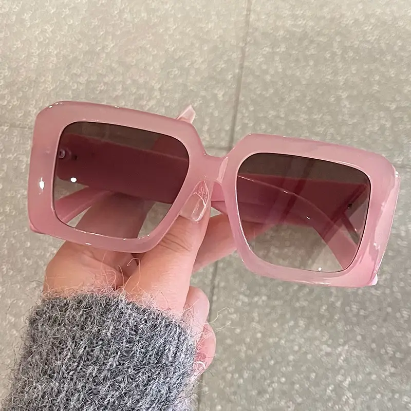 Square Sunglasses Black White Gray Large Frame Women — feature 11