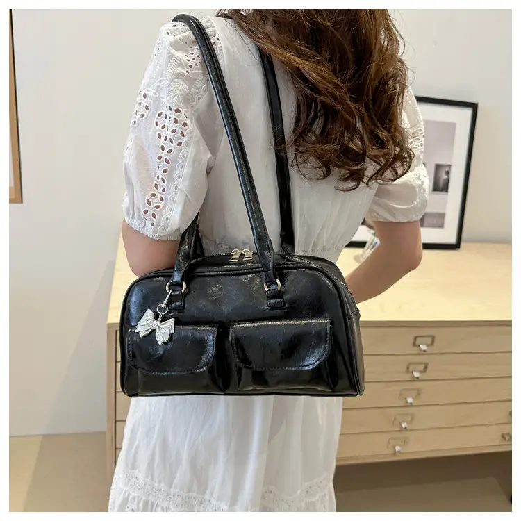 Green Leather Shoulder Bag with Butterfly Charm — feature 12