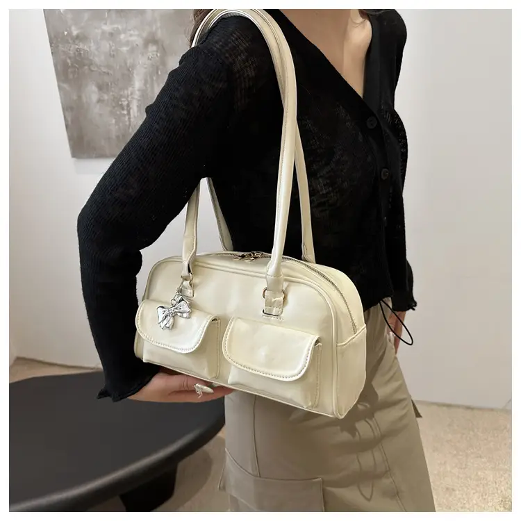 Green Leather Shoulder Bag with Butterfly Charm — feature 16