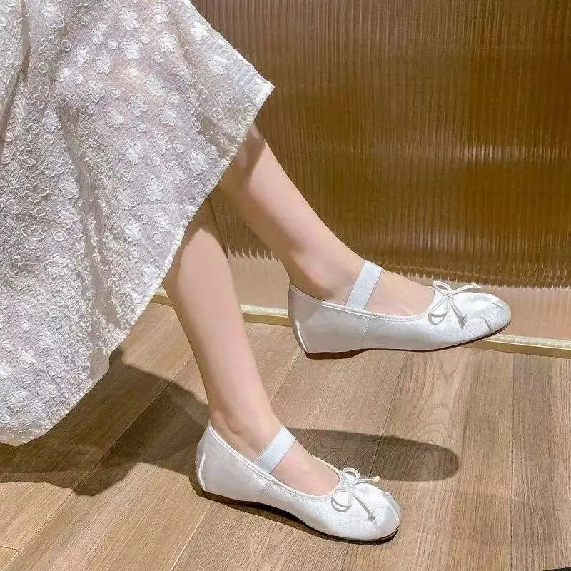 Korean Style Small Height-raising Women's Shoes 5cm2025 Lightweight Satin Bow New Mary Ballet Shoes - Image 3