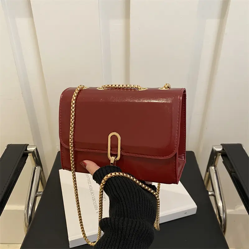 Red French Style Shoulder Bag with Gold Chain - Image 4