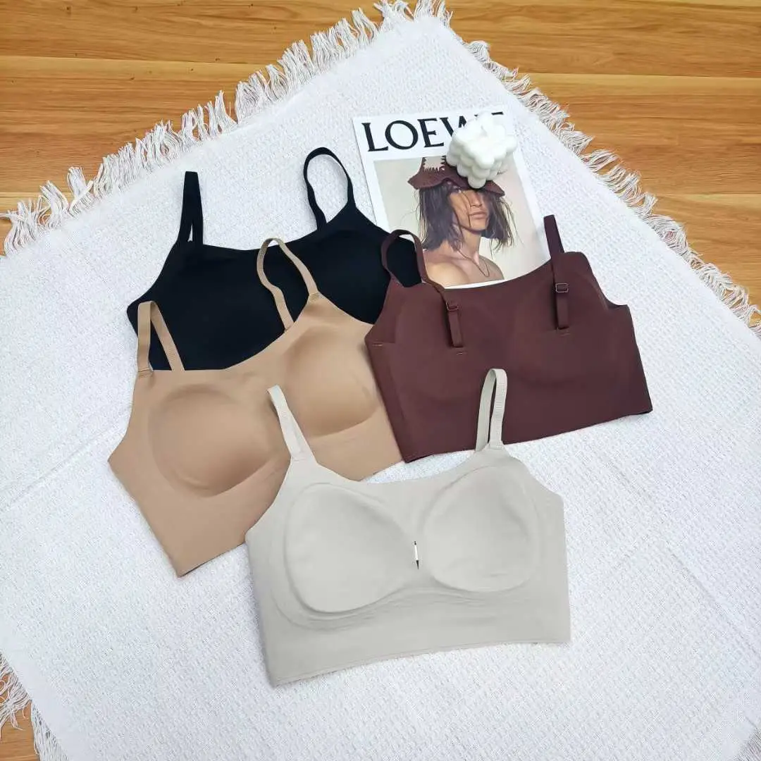 Naked Seamless Underwear Women Small Chest Gathered Up Warm 7A Antibacterial Vest