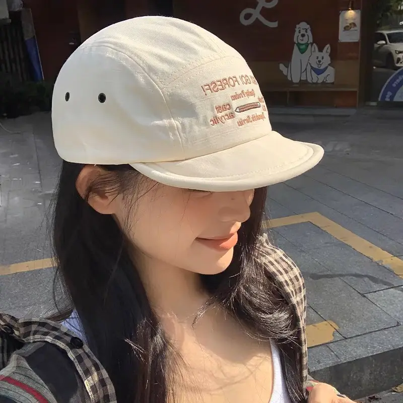 Men's Brown Retro Tool Cap Short Bristle Cap — feature 2