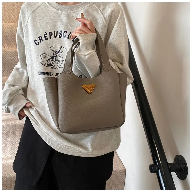 Korean Style Soft Leather Crossbody Bag Brown 2026 — feature 12