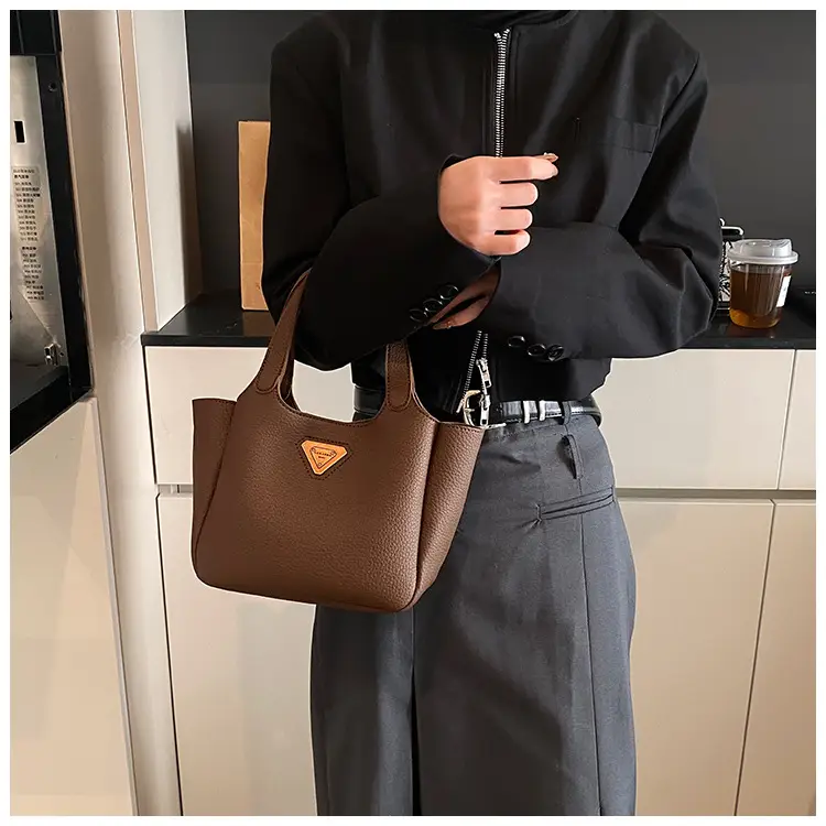 Korean Style Soft Leather Crossbody Bag Brown 2026 — feature 15