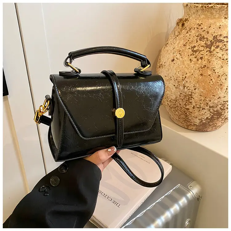 White Korean Style Shoulder Bag for Women 2025 — feature 13