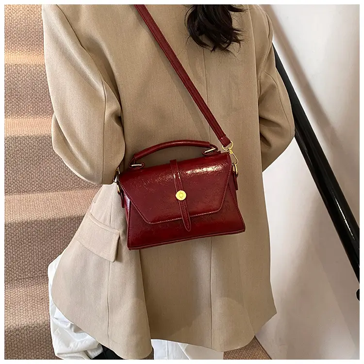 White Korean Style Shoulder Bag for Women 2025 — feature 18