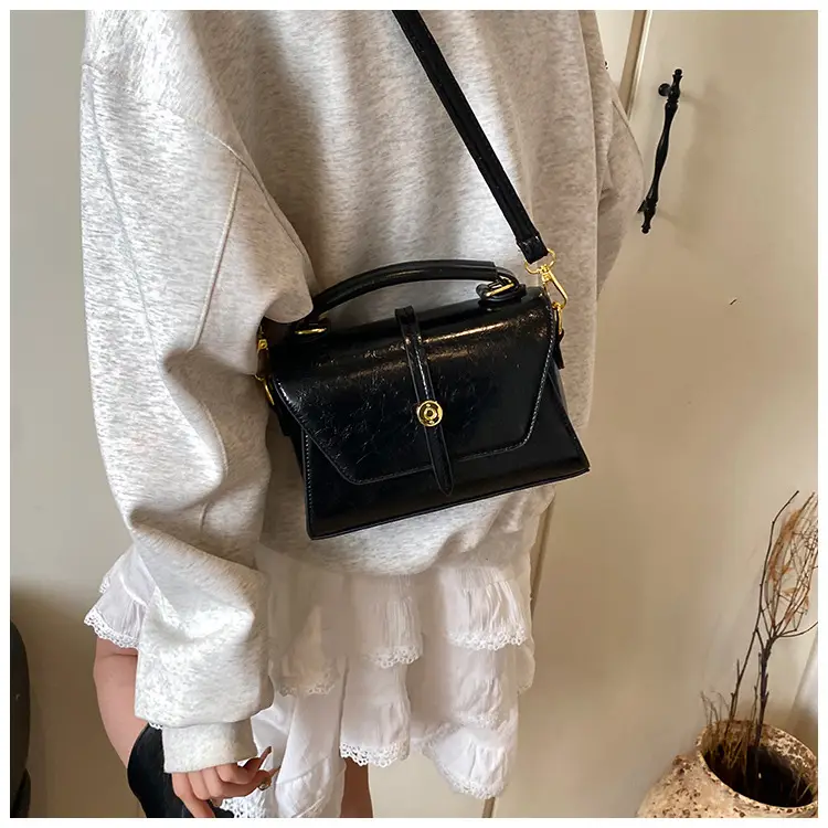 White Korean Style Shoulder Bag for Women 2025 — feature 21