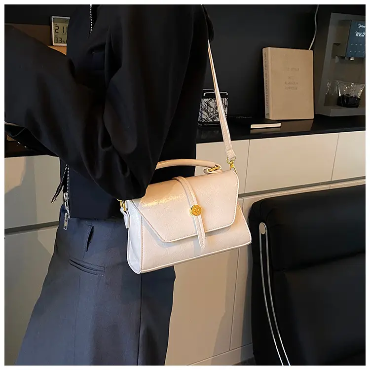 White Korean Style Shoulder Bag for Women 2025 — feature 23
