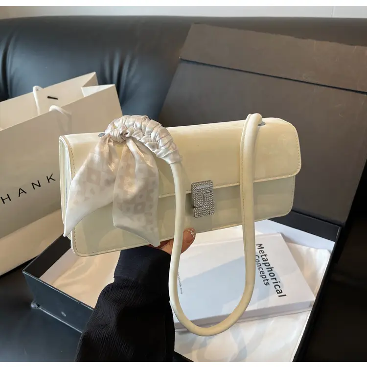 Women's Crossbody Bag with Pearl Bow & Leather Strap — feature 10
