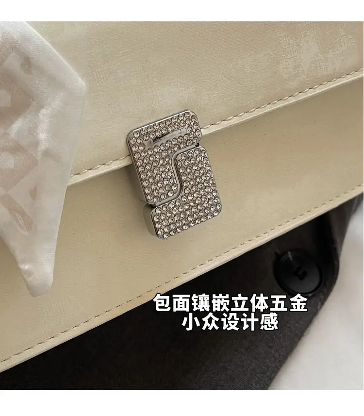 Women's Crossbody Bag with Pearl Bow & Leather Strap — feature 3