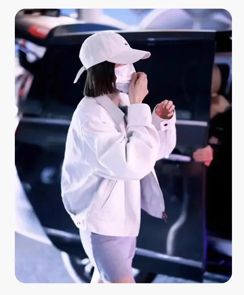 Women Baseball Cap Cream Fox Embroidered Large Cap — feature 16