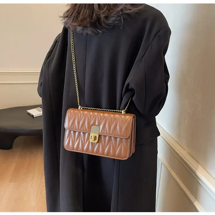 Korean Style Quilted Shoulder Bag Brown 2026 — feature 13