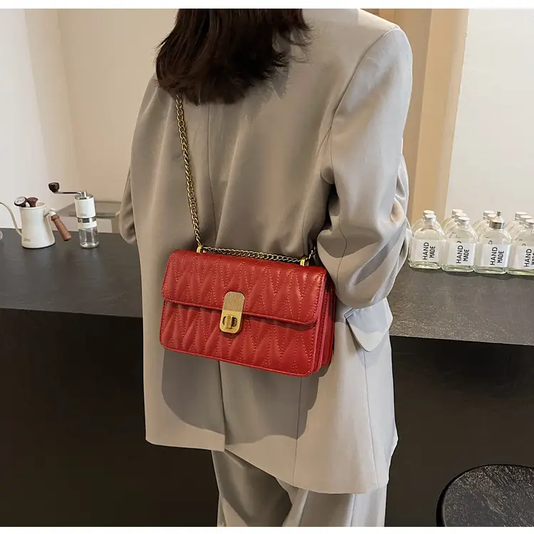 Korean Style Quilted Shoulder Bag Brown 2026 — feature 19