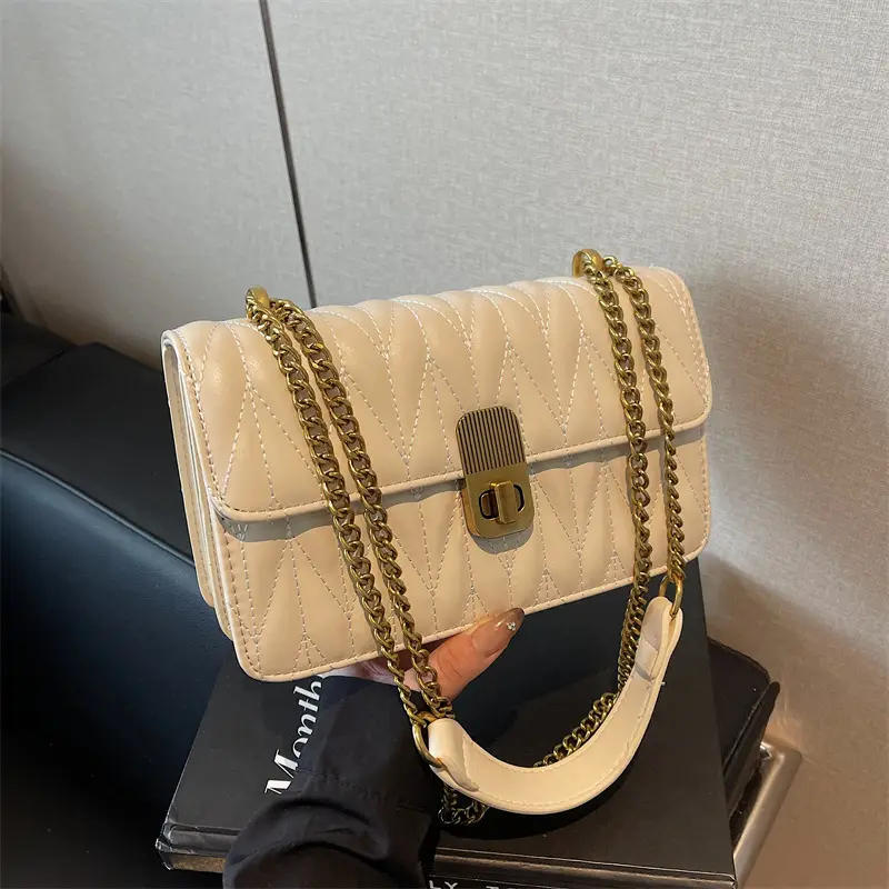Korean Style Quilted Shoulder Bag Brown 2026 - Image 4