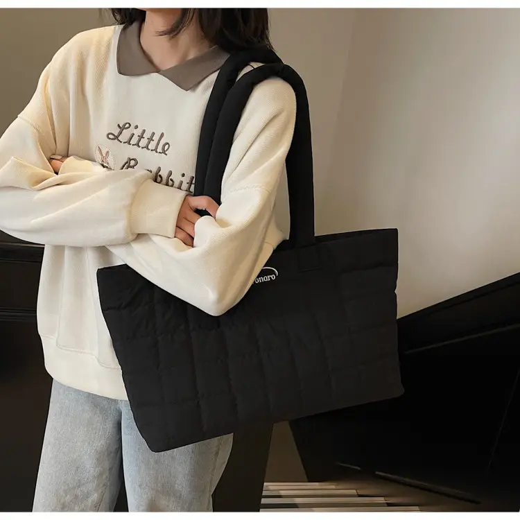 Black Rhombic Crossbody Bag Women Large Capacity 2025 — feature 10