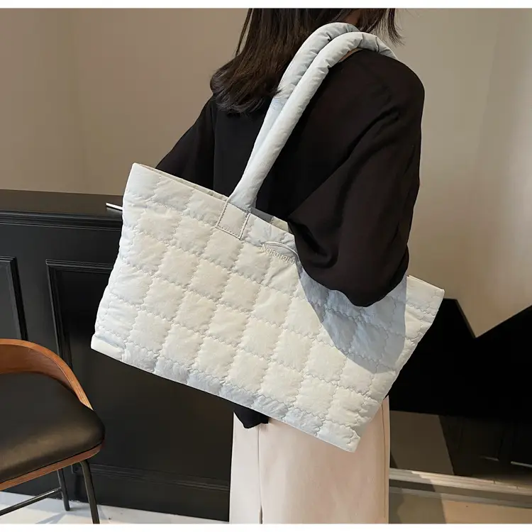 Black Rhombic Crossbody Bag Women Large Capacity 2025 — feature 12