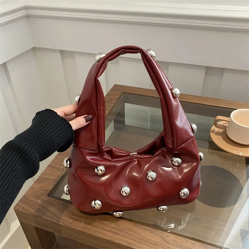 Women's Rivet Leather Shoulder Bag Cream Large Capacity — feature 19