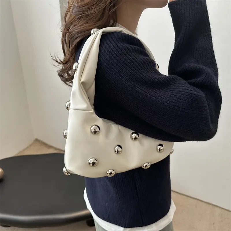 Women's Rivet Leather Shoulder Bag Cream Large Capacity — feature 2