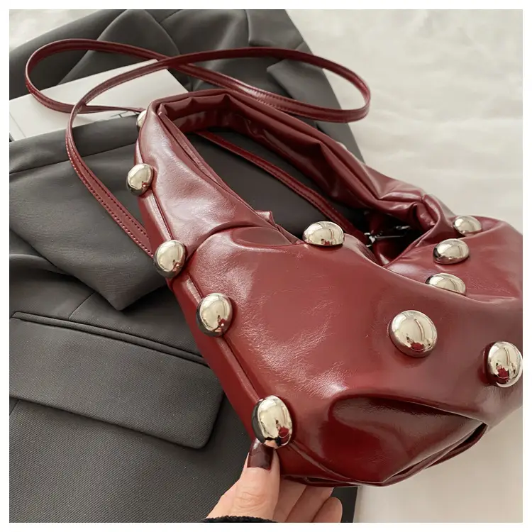 Women's Rivet Leather Shoulder Bag Cream Large Capacity — feature 8