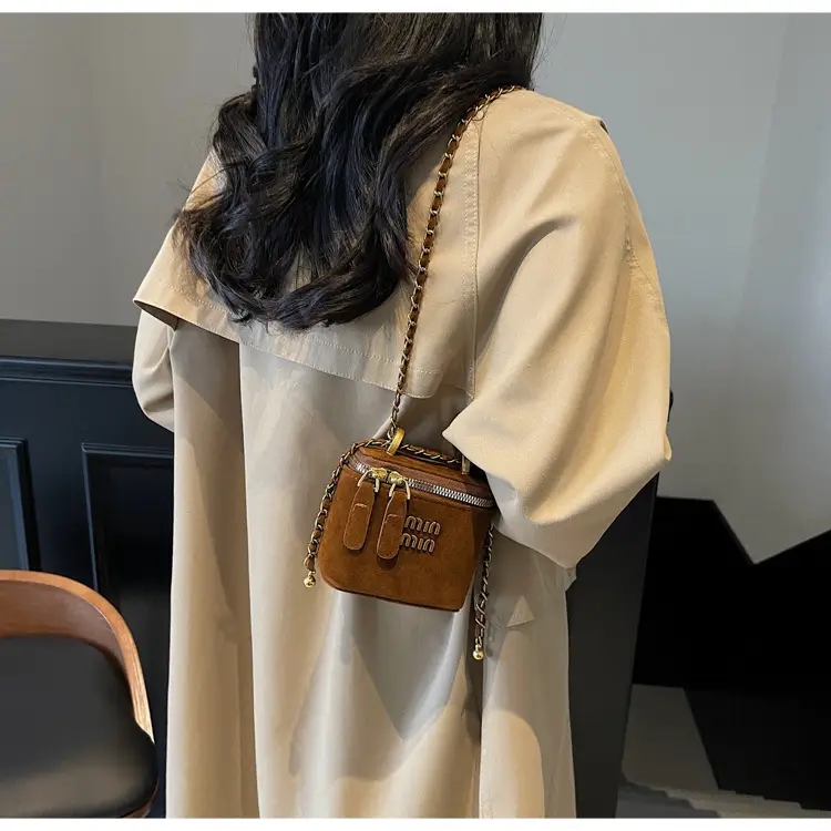 Frosted Mini Box Bag Red Winter New Retro Mouth — feature 12