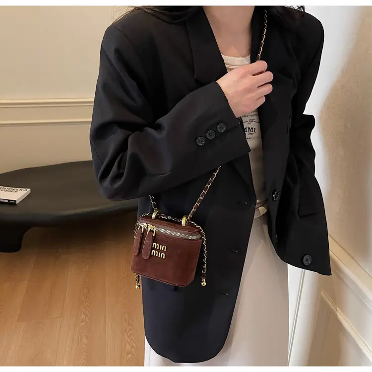 Frosted Mini Box Bag Red Winter New Retro Mouth — feature 18