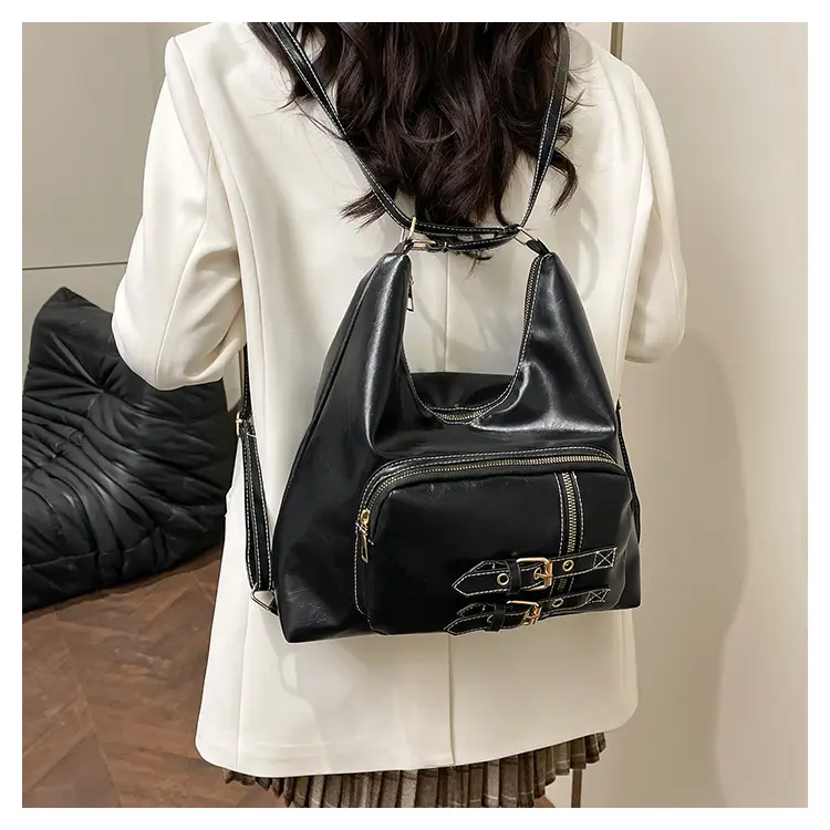 Women's Large Capacity Leather Tote Bag Brown Gold Clasp — feature 17