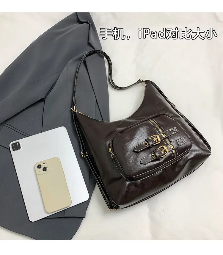 Women's Large Capacity Leather Tote Bag Brown Gold Clasp — feature 4
