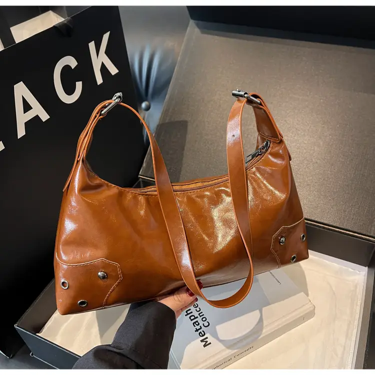 Black Vintage Shoulder Bag for Women 2025 Autumn Winter — feature 26