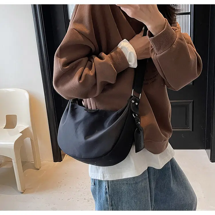 Black Korean Style Shoulder Bag 2025 New Arrival — feature 14