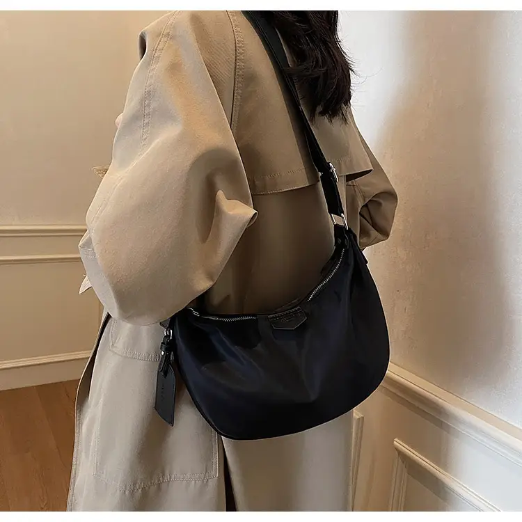 Black Korean Style Shoulder Bag 2025 New Arrival — feature 21