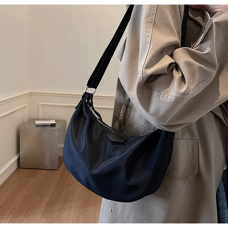 Black Korean Style Shoulder Bag 2025 New Arrival — feature 22