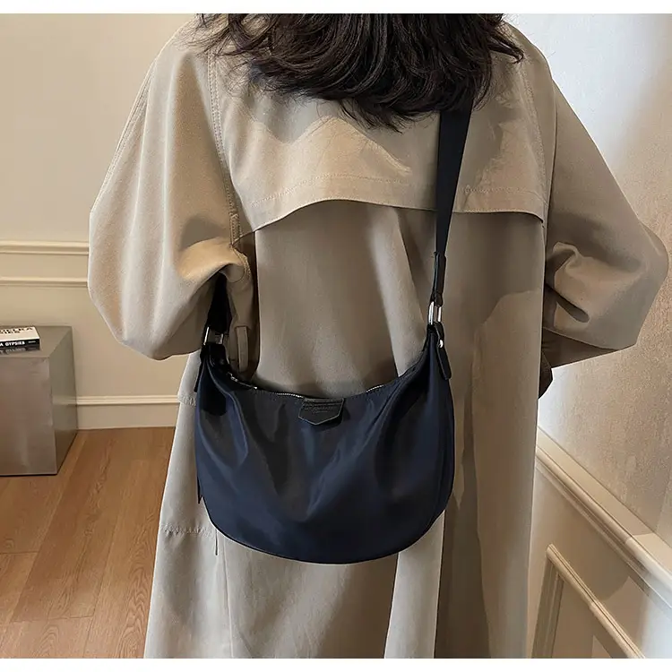 Black Korean Style Shoulder Bag 2025 New Arrival — feature 23